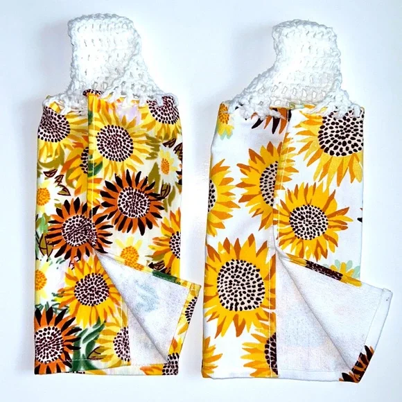 HAND CRAFTED Crocheted Top Sunflowers Hanging Kitchen or Bathroom Hand Towels - Picture 9 of 10